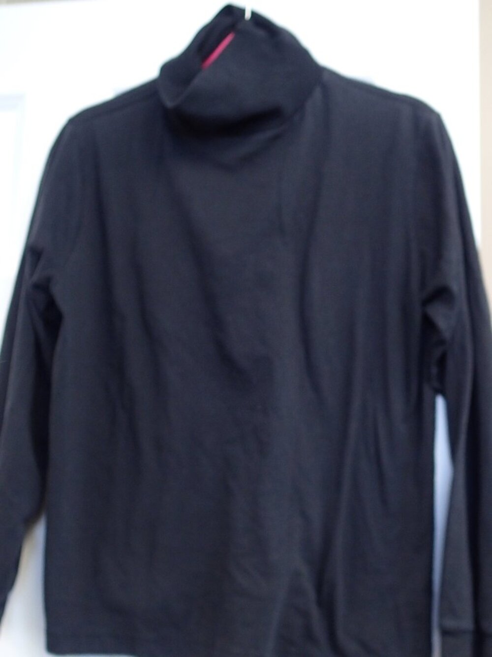 Basic Edition Women's Black Turtleneck Size Large